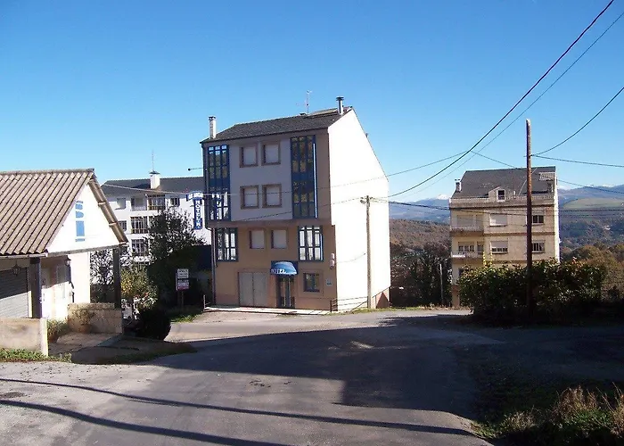 Os Ancares Отель