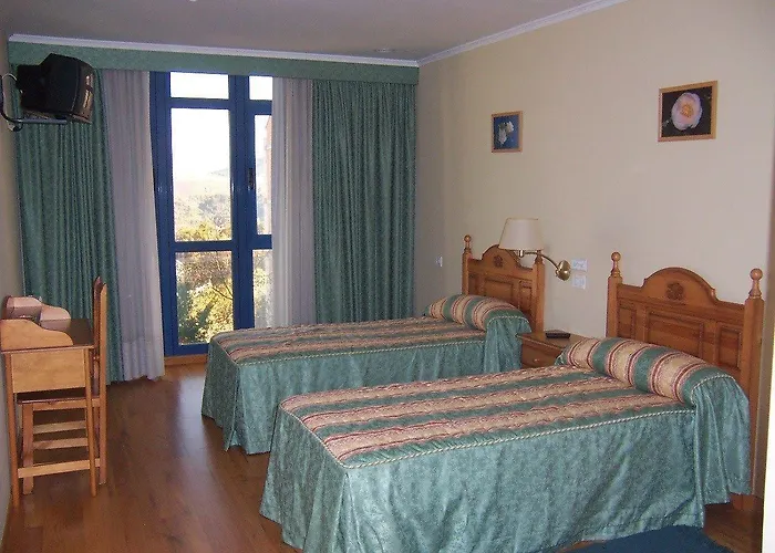 Отель Os Ancares